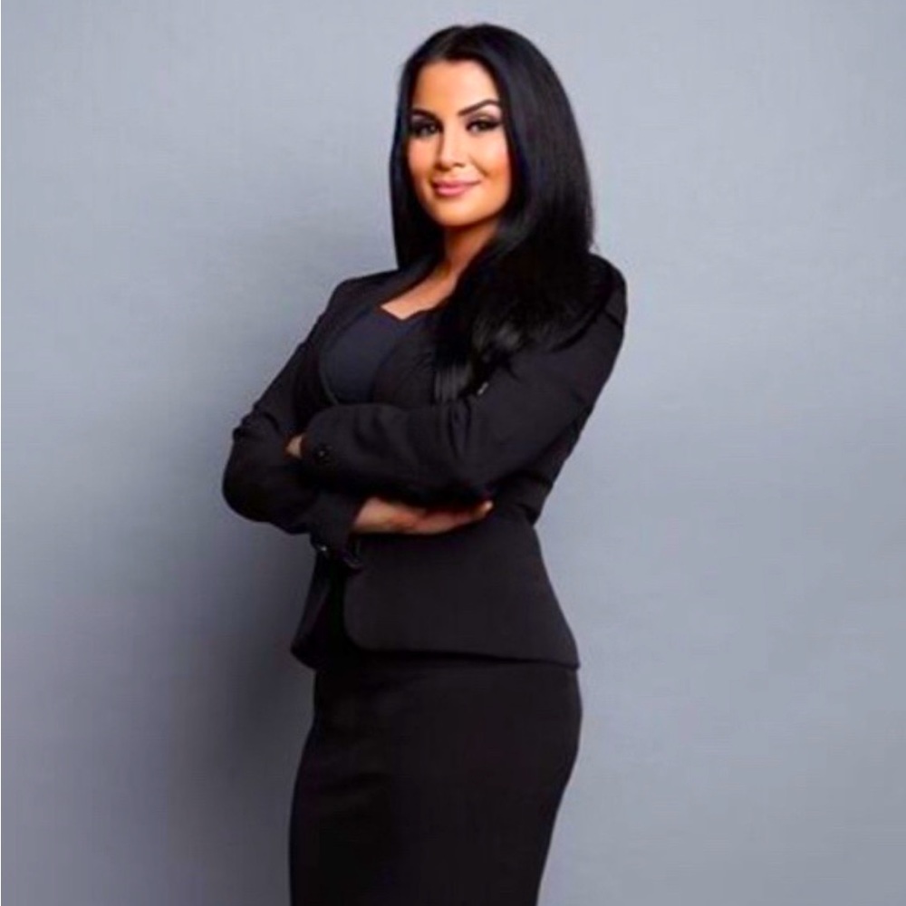 Meet your Posher, Christina